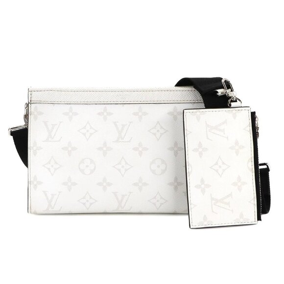 LOUIS VUITTON Taigarama Gaston Wearable Wallet Shoulder M30935 90280881 - Picture 1 of 10